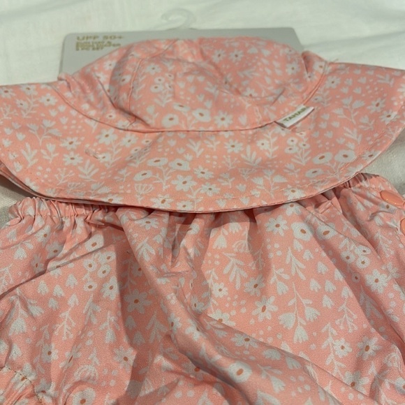 Nwt Tahari swim diaper and hat 18m - Picture 7 of 7